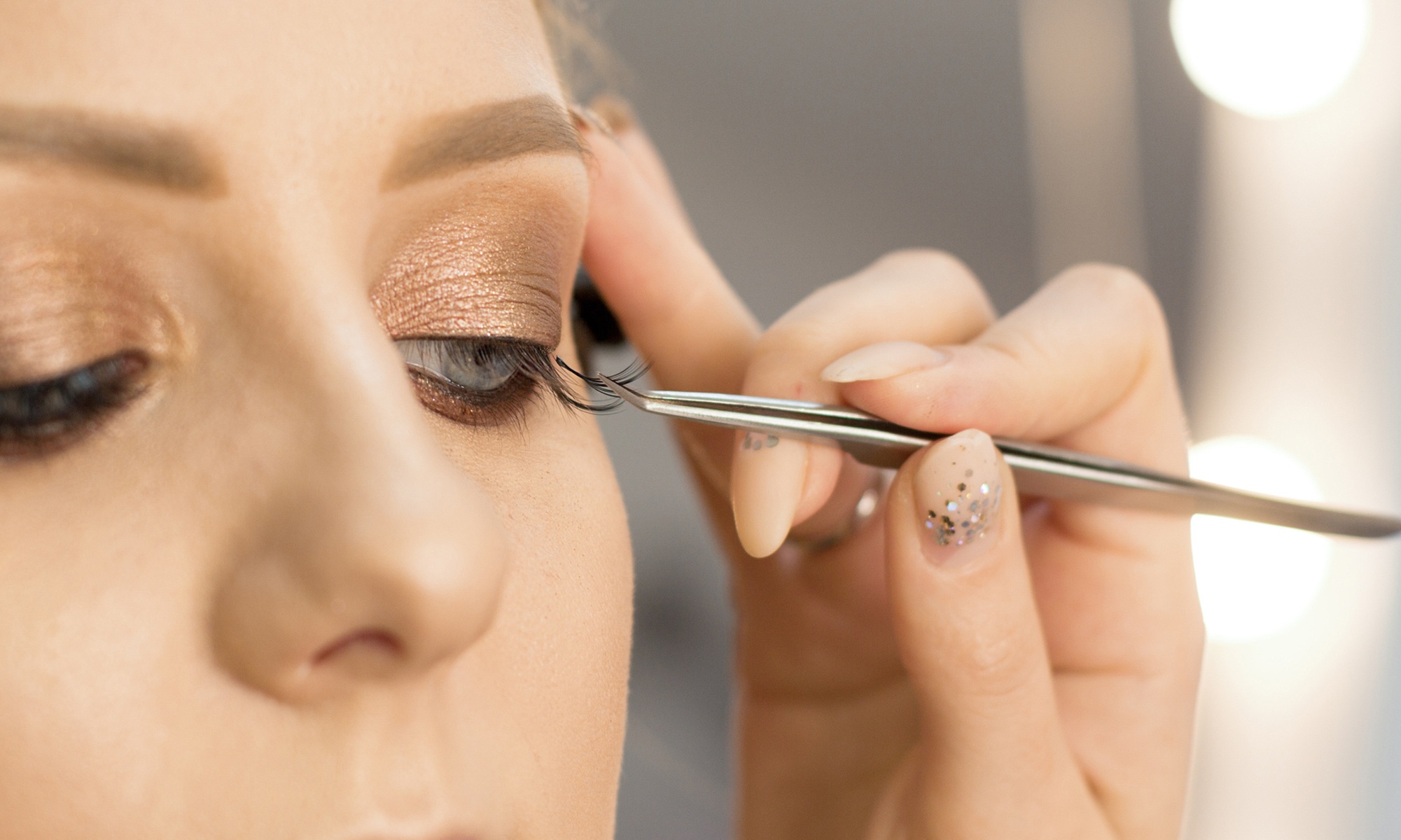 Celebrity Lash Experience: Custom Design & Premium Mink Extensions