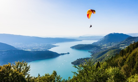 Vuelo biplaza en parapente para 1 o 2 personas en Guadalajara o Ávila desde 39,99 € con Siéntete Libre