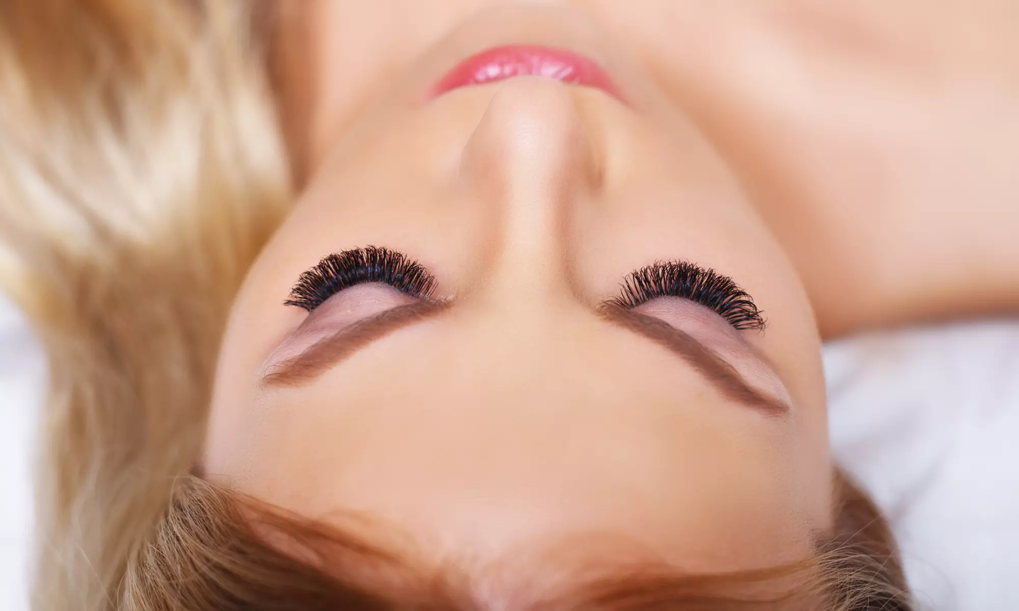 Pretty Woman Services: Classic/Natural, Hybrid, & Soft Volume New Set Eyelash Extensions (Up to 50% Off) - Primary Image