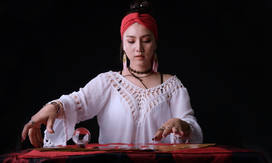 Image 1: Up to 40% Off on Psychic / Astrology / Fortune Telling