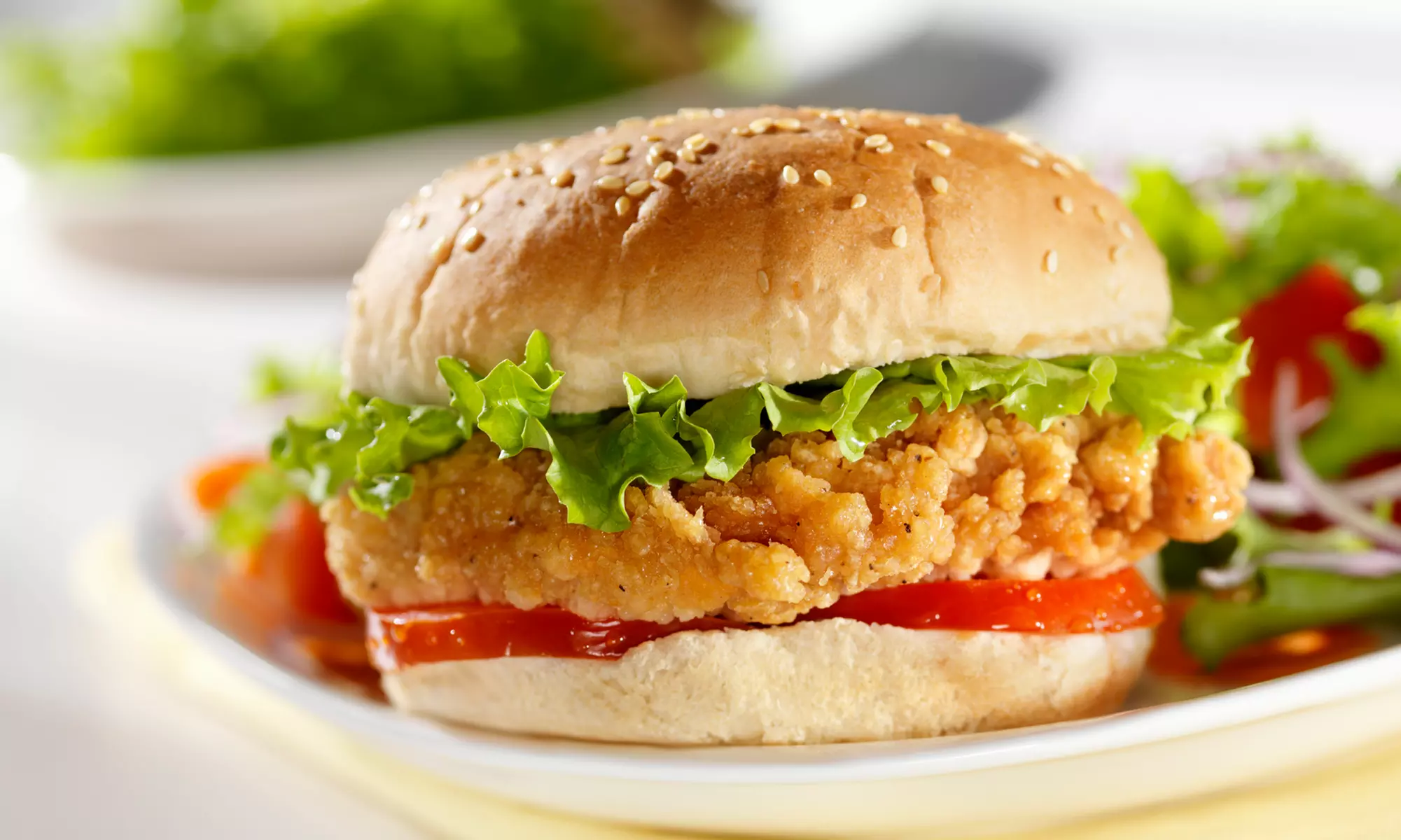 Fried Chicken Menü mit Burger + Dessert für 2 o. 4 Pers. bei Halal Fried Chicken Frankfurt (bis zu 42% sparen*) - Primary Image