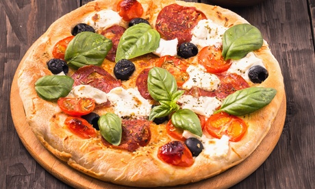 Pizzas/pâtes au choix avec boissons non alcoolisées 33cl pour 2 ou 4, le midi ou weekend/soir dès 20,90 € chez L'Artiste