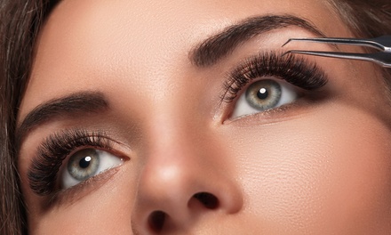 Full Set of Classic Eyelash Extensions - Peony Nail And Beauty Salon