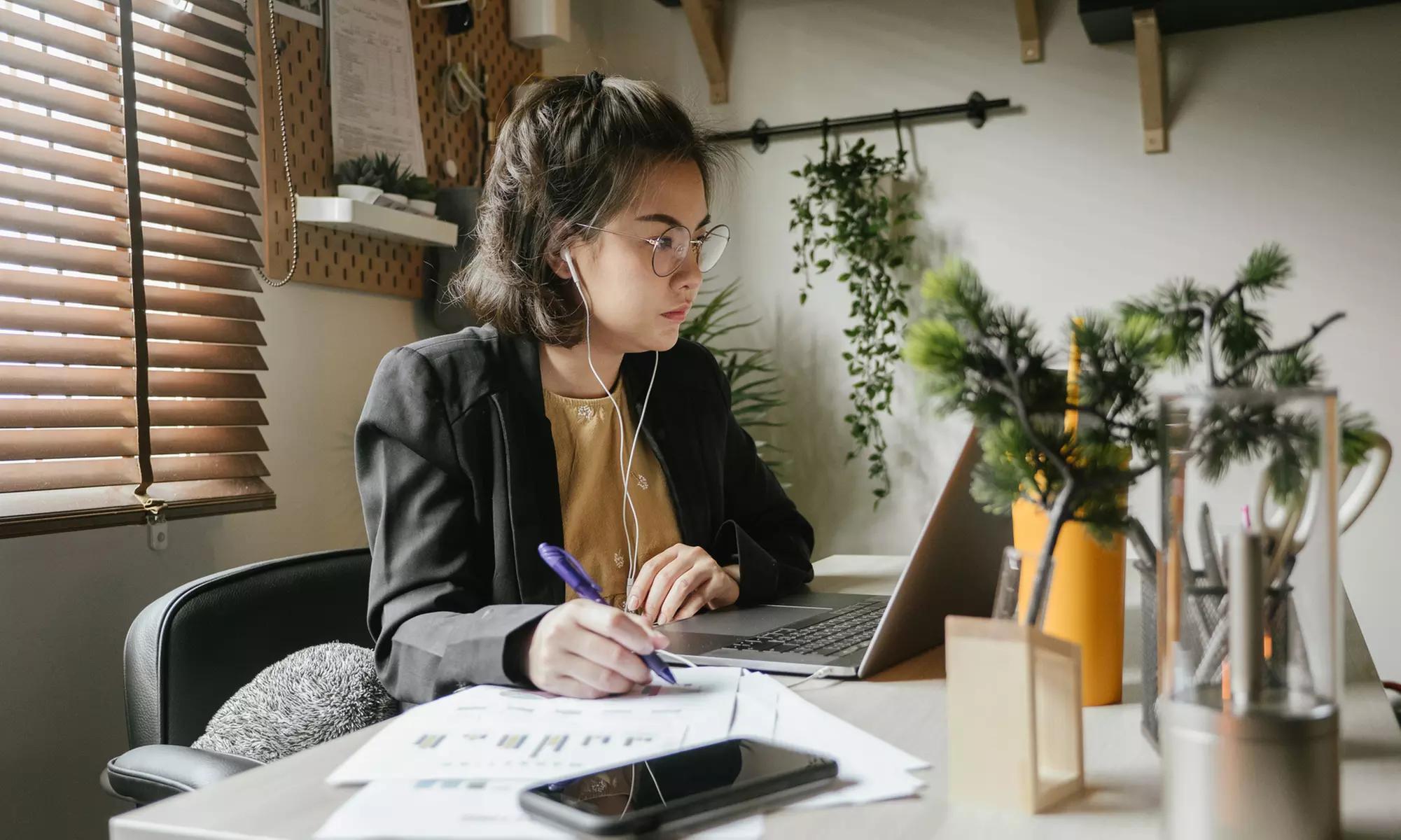 NLP, Lebensberatung und Kurs zur emotionalen Intelligenz von der Alpha Academy (bis zu 97% sparen) - Primary Image