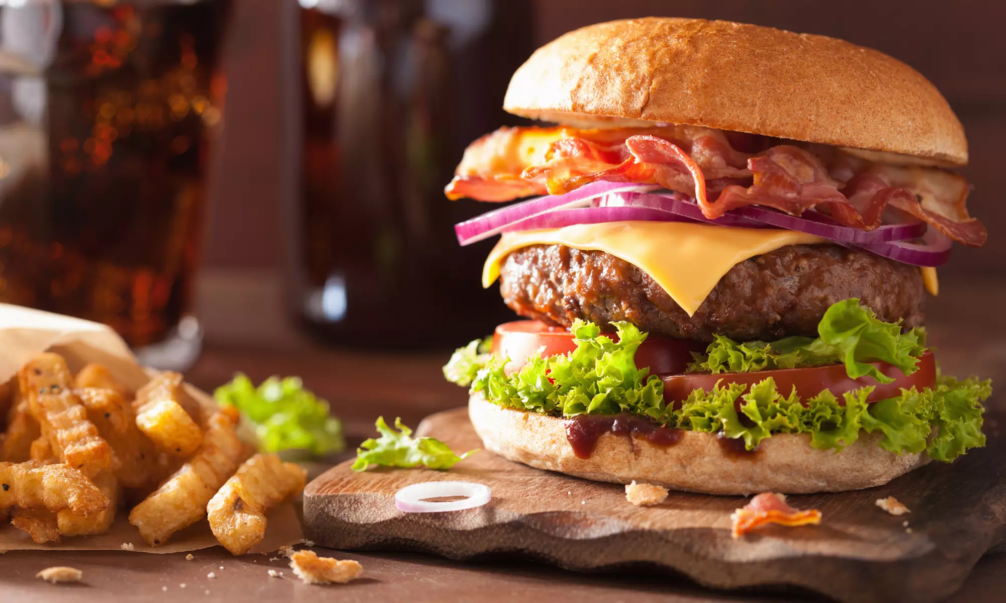 Treat Yourself with a Burger, Chips, and Drink Deal for Upto Four!