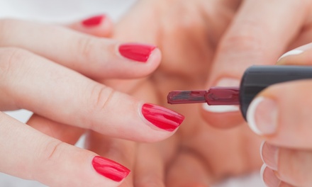 One No-Chip Vinylux Manicure - Quince Spa