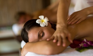 Odprężenie ciała i umysłu: Lomi Lomi, masaż dla dwojga i więcej Odprężenie ciała i umysłu: Lomi Lomi, masaż dla dwojga i więcej