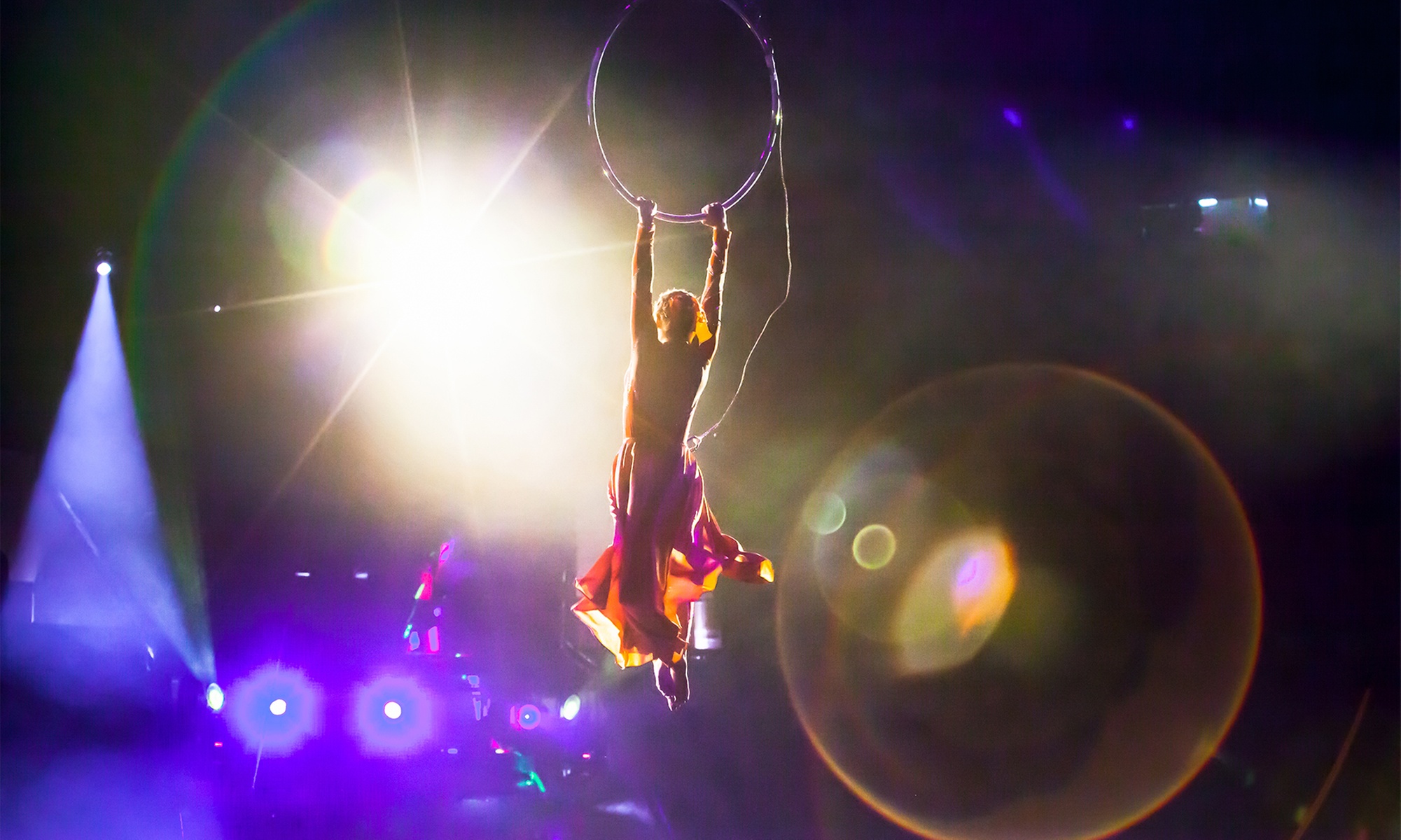 Capture Aerial Portraits with 60 or 150 Min In-Studio Photography