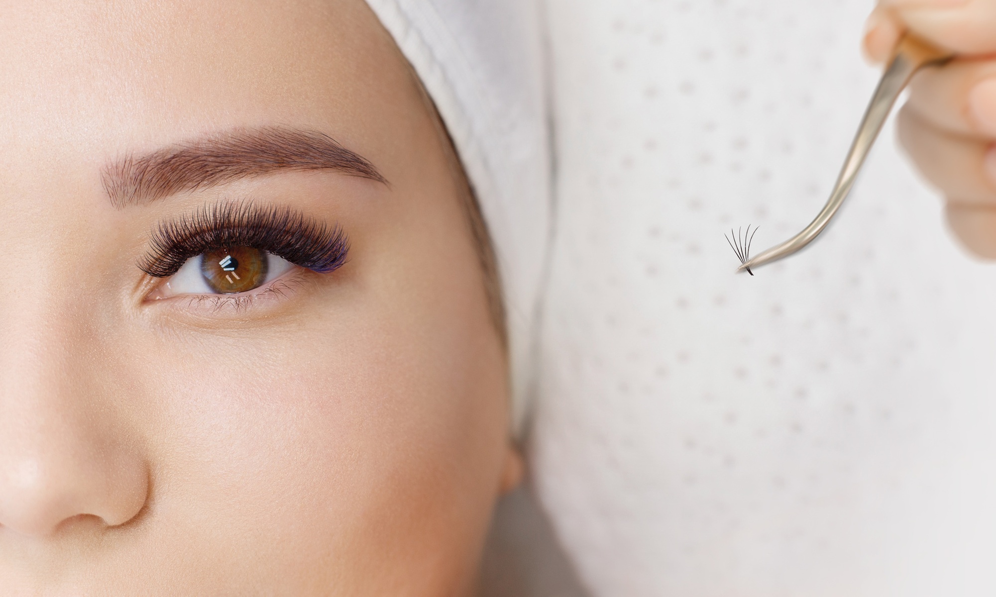 Bye mascara, hallo natuurlijke krul: wimperlifting en brow shaping