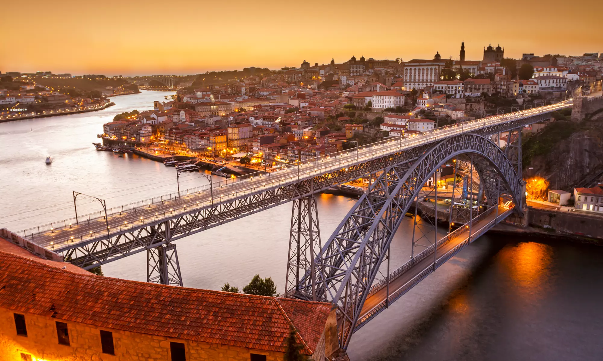 ✈ 8-Day Portugal Vacation with Air & Hotels from Weekender Breaks US