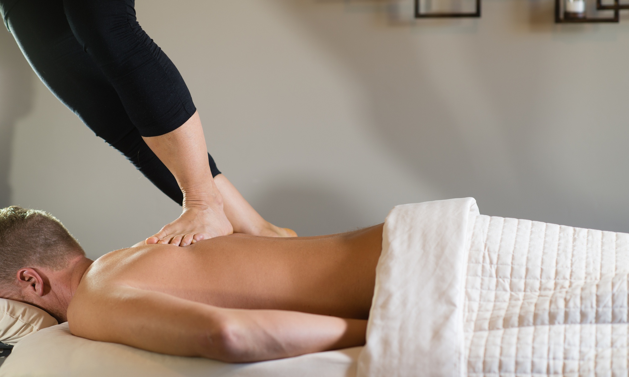 Unwind at Ming Massage with 45-, 60-, or 75-minute Combination/Therapeutic Massages and an Add-On, Up Yo 34% Off