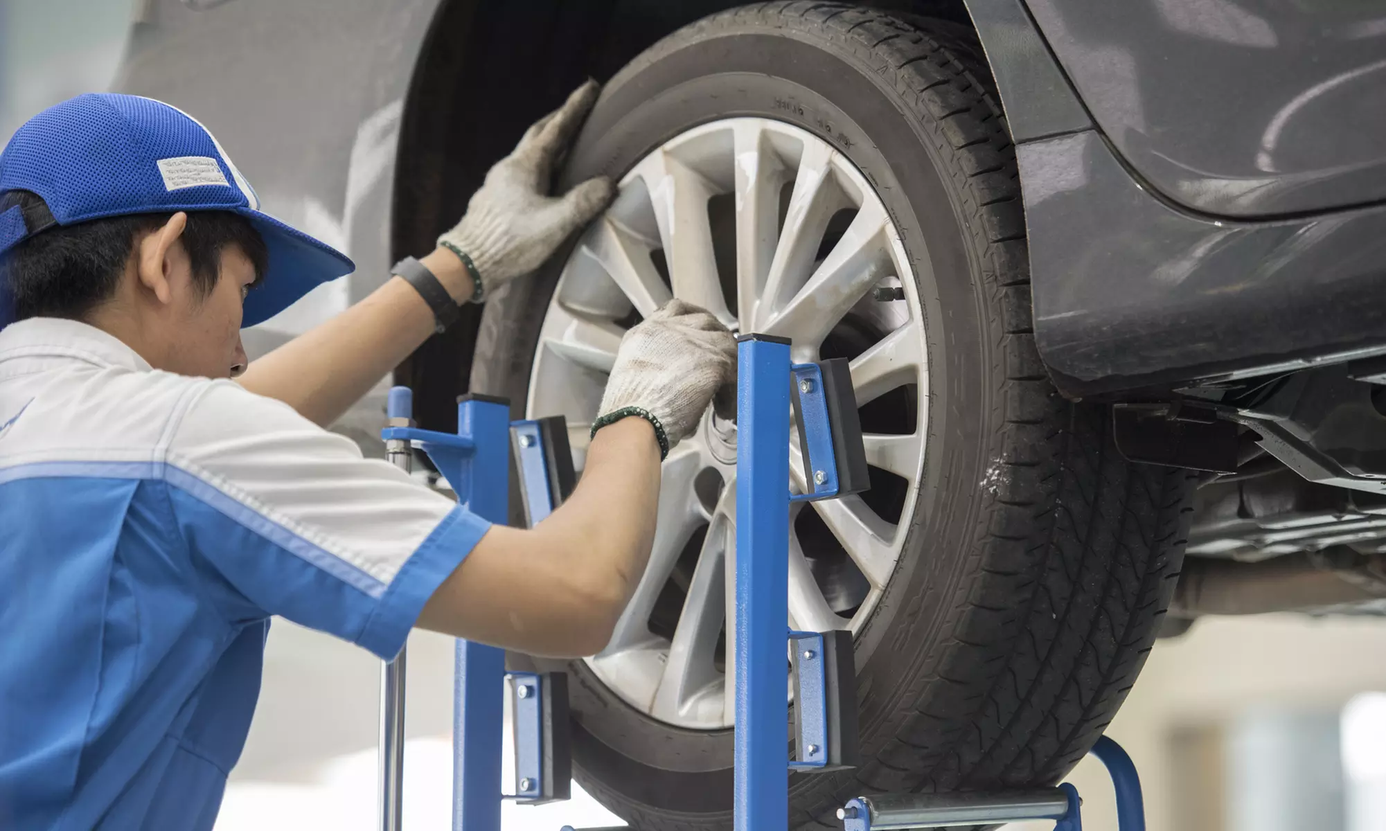 Achieve Perfect Wheel Alignment at Meineke Marlton (Up to 32% Off) - Primary Image