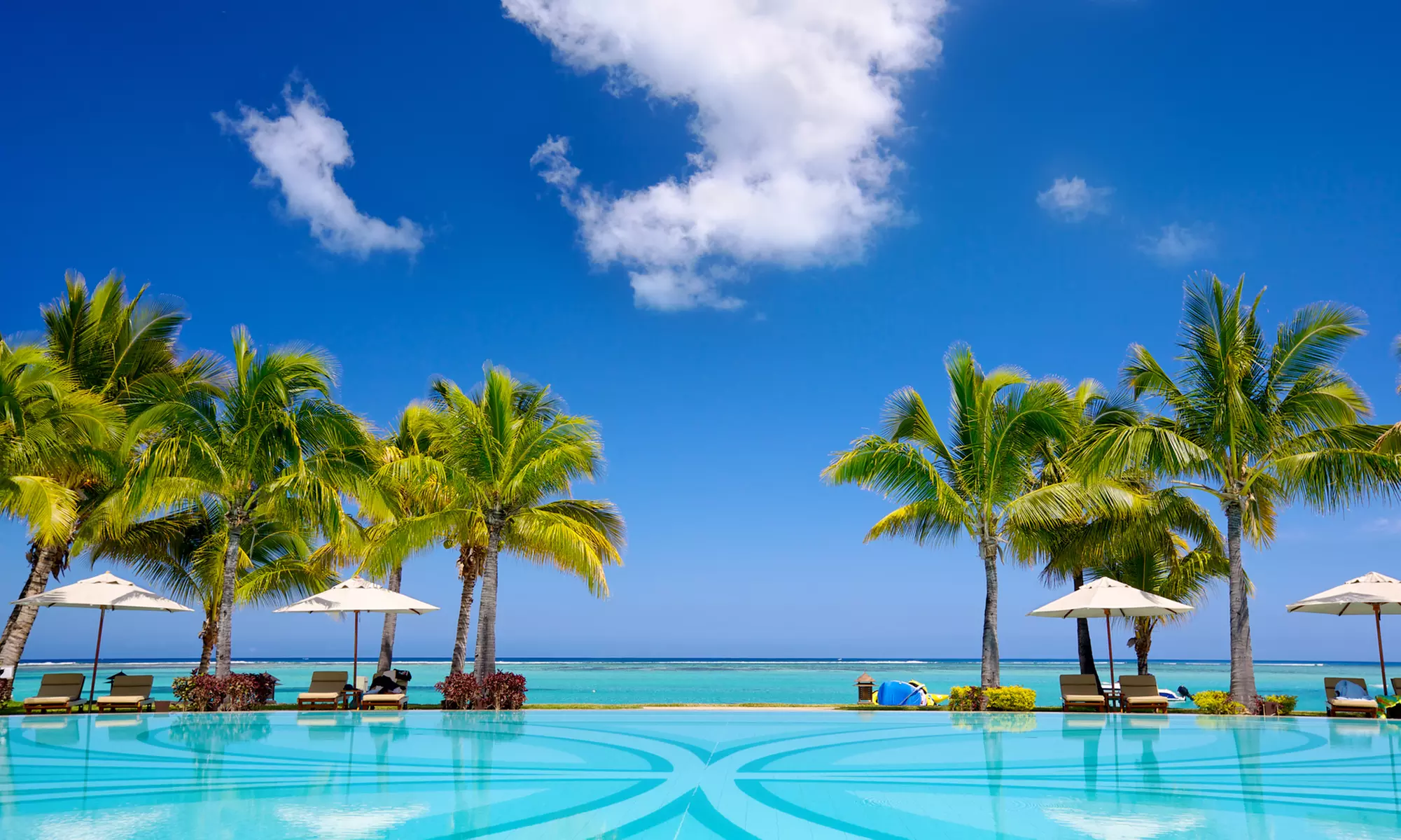✈ 8 or 11-Day Ultimate Mauritius Roadtrip with Flights, Rental & More