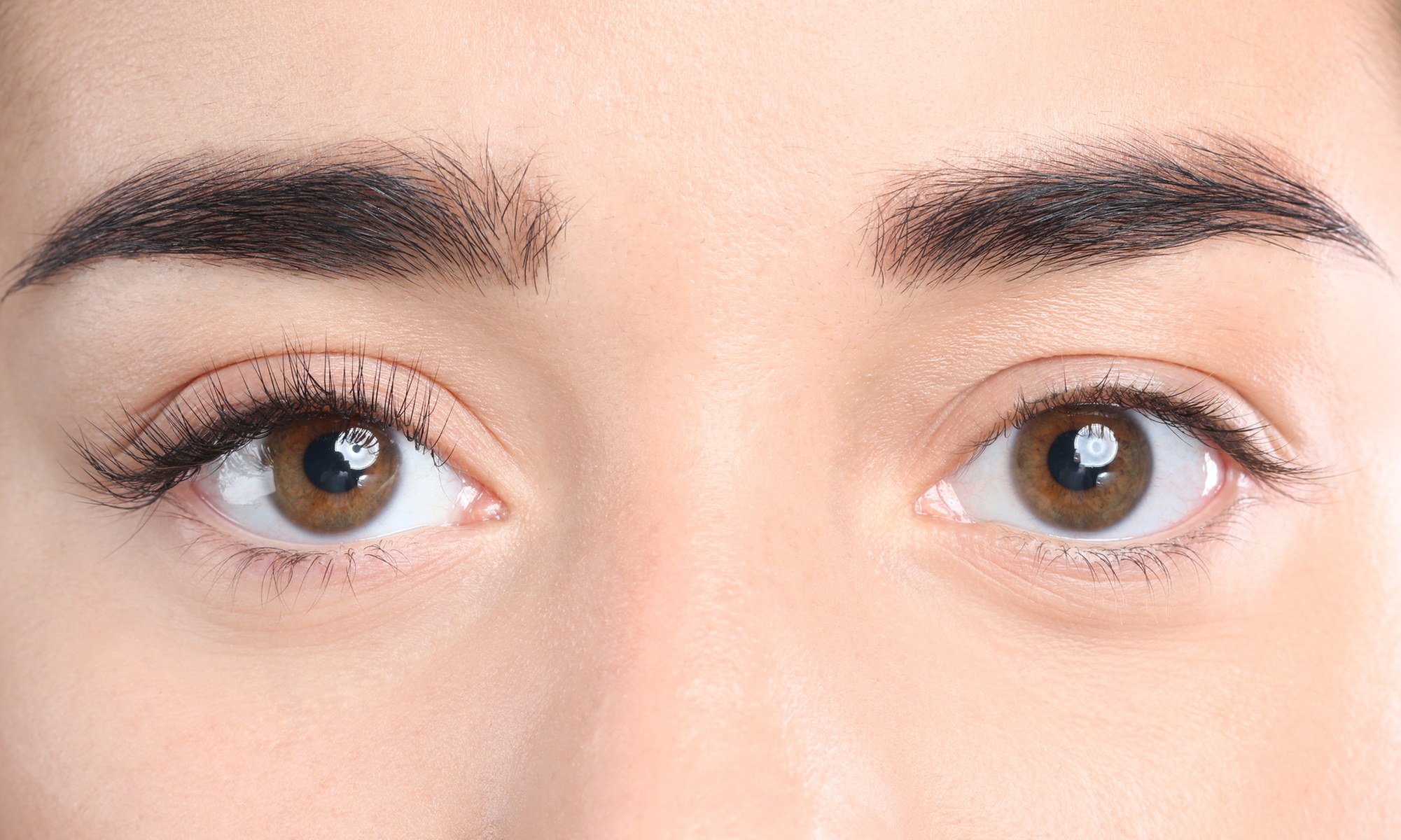 Eye-catching lash lift and tint package for standout lashes