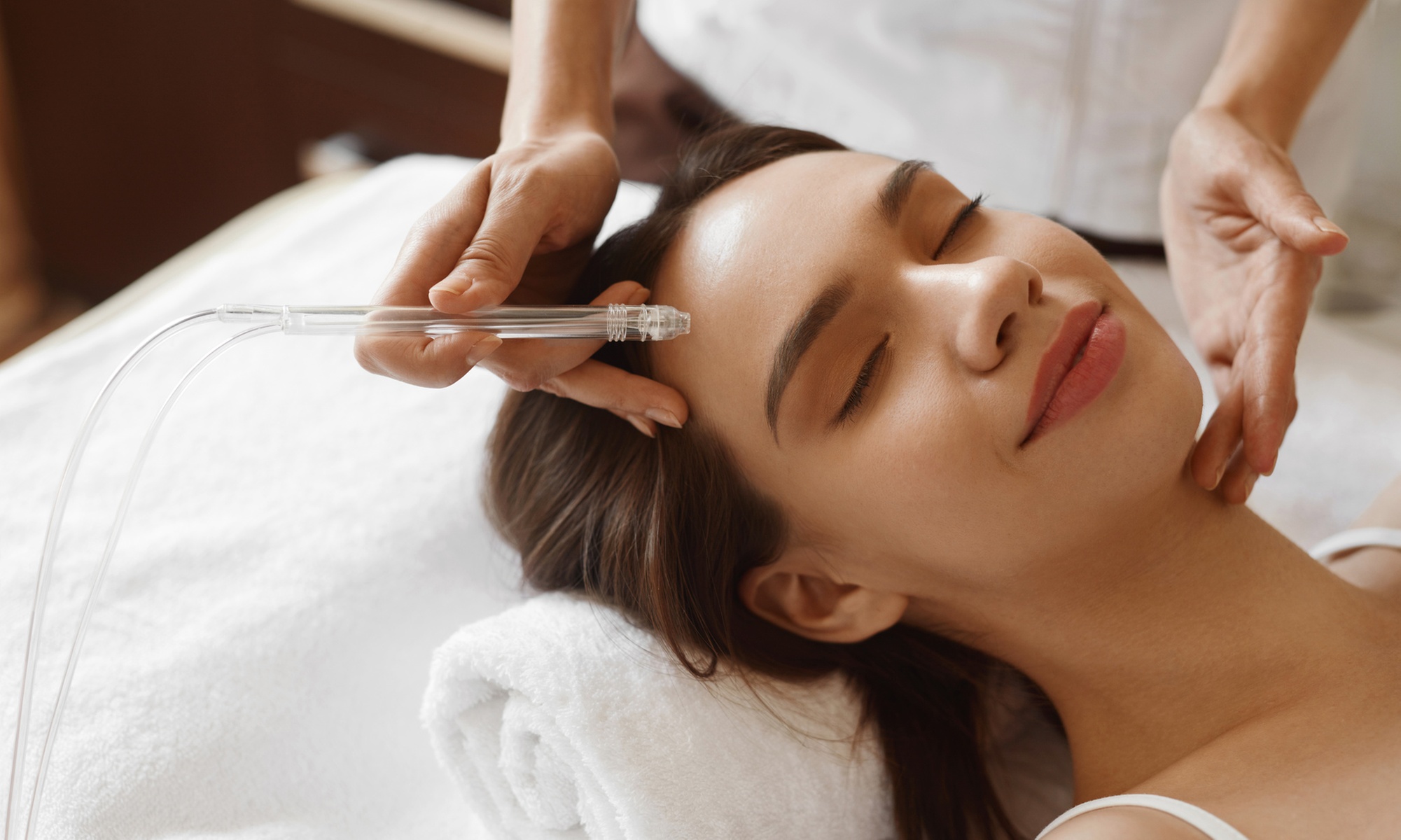 Transform Your Skin with Top-Tier Facials and Peels