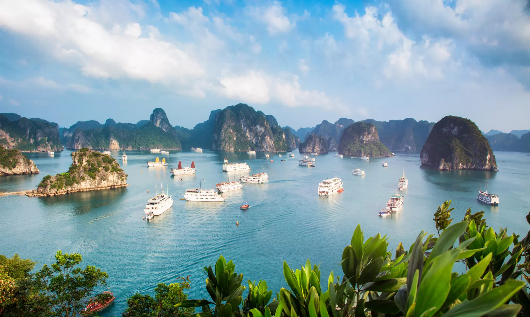 ✈ 13-Day Vietnam Tour with Air from Weekender Breaks
