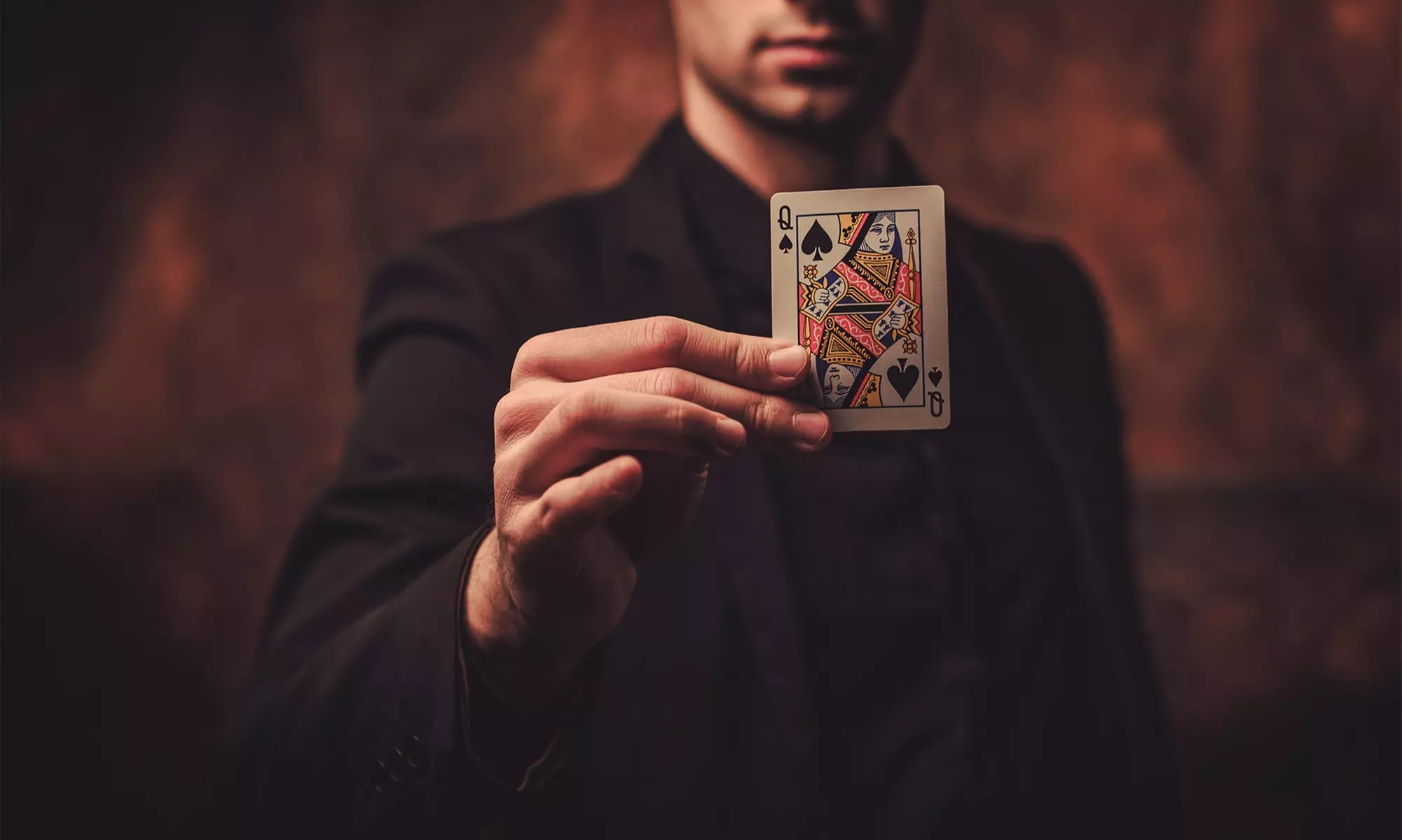 The Illusionists - Magic of the Holidays - Dec 17, 2023, 6:00 PM - Primary Image