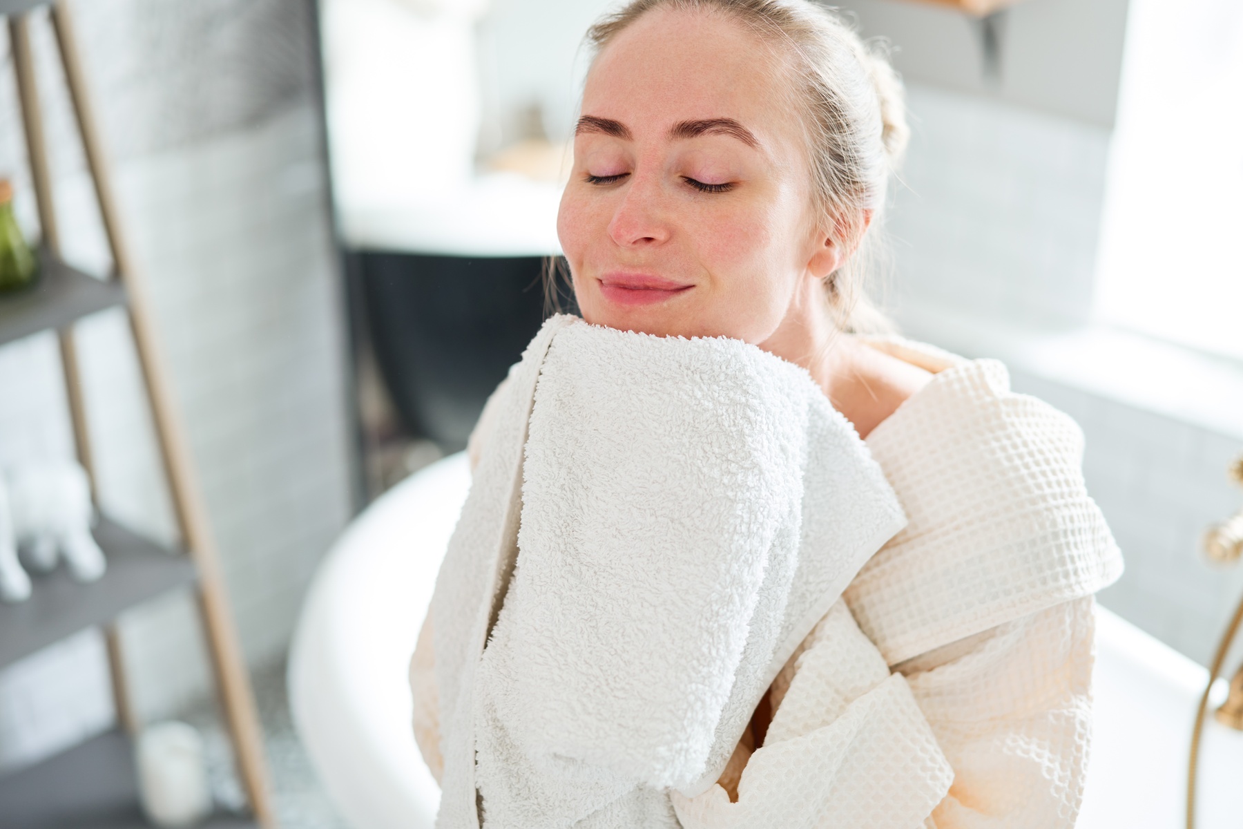 Get 1 or 2 Radio-Frequency Skin-Tightening Treatment w/ Custom Facial