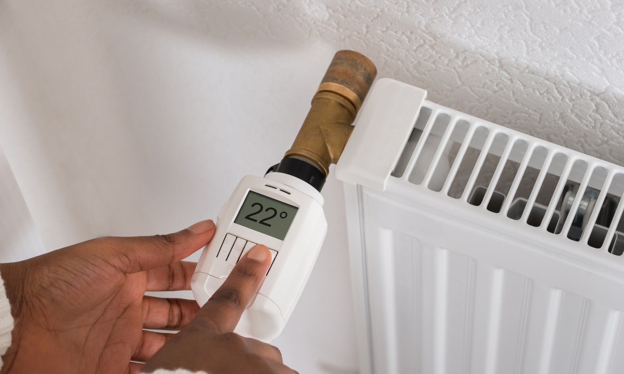 Installation de thermostat connecté avec Otenergie