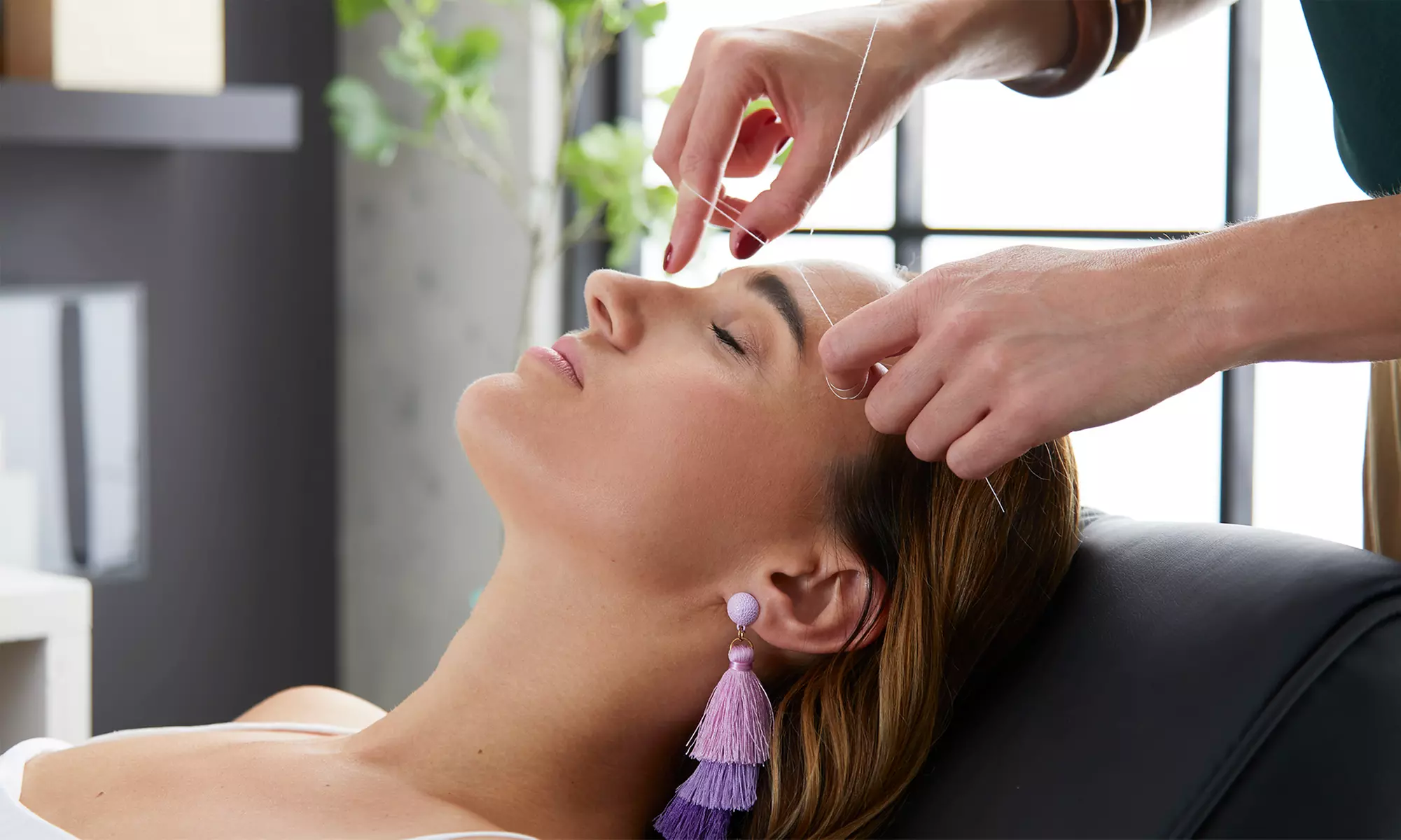 Effortlessly Beautiful Brows with Threading and Tinting Options at Redians Threading Salon(Up To 25% Off) - Primary Image