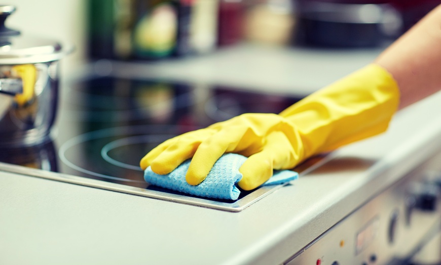 Image 1: Declutter with 3 or 4 Hours of House/Deep Cleaning with One Cleaner