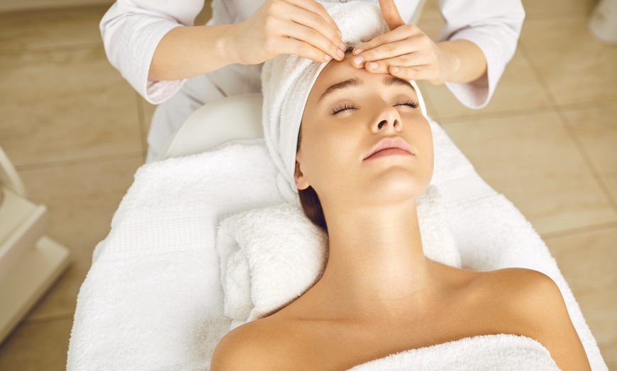 Image 1: 30 or 60-Min Deluxe Facial – Glow & Rejuvenate at A’s Beauties

