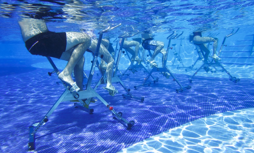 Image 1: Sessions d'un sport aquatique au choix avec Aquamomento