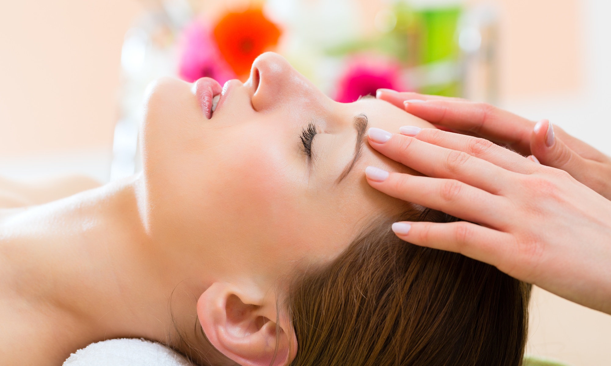 Lymphatic Facial Drainage Massage with Gua Sha and LED Mask