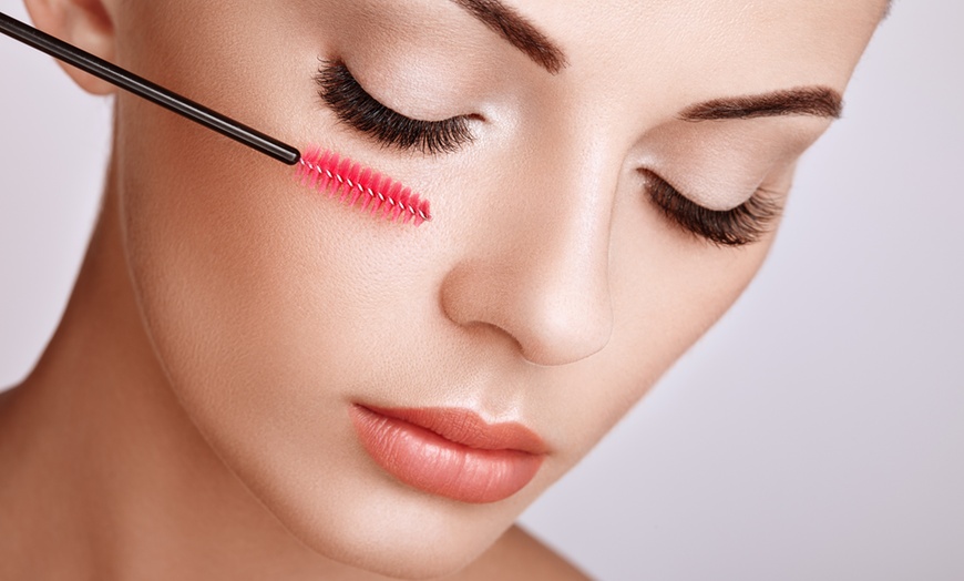 Image 1: Elevate Your Look: Classic, Hybrid, Comic or Volume Eyelash Extensions