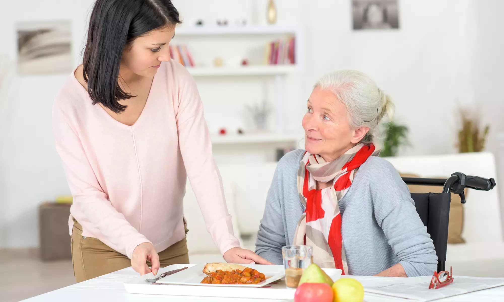 Kurs online: Żywienie osób starszych oraz aktywizacja seniorów z Kursyzdalne.com - Primary Image