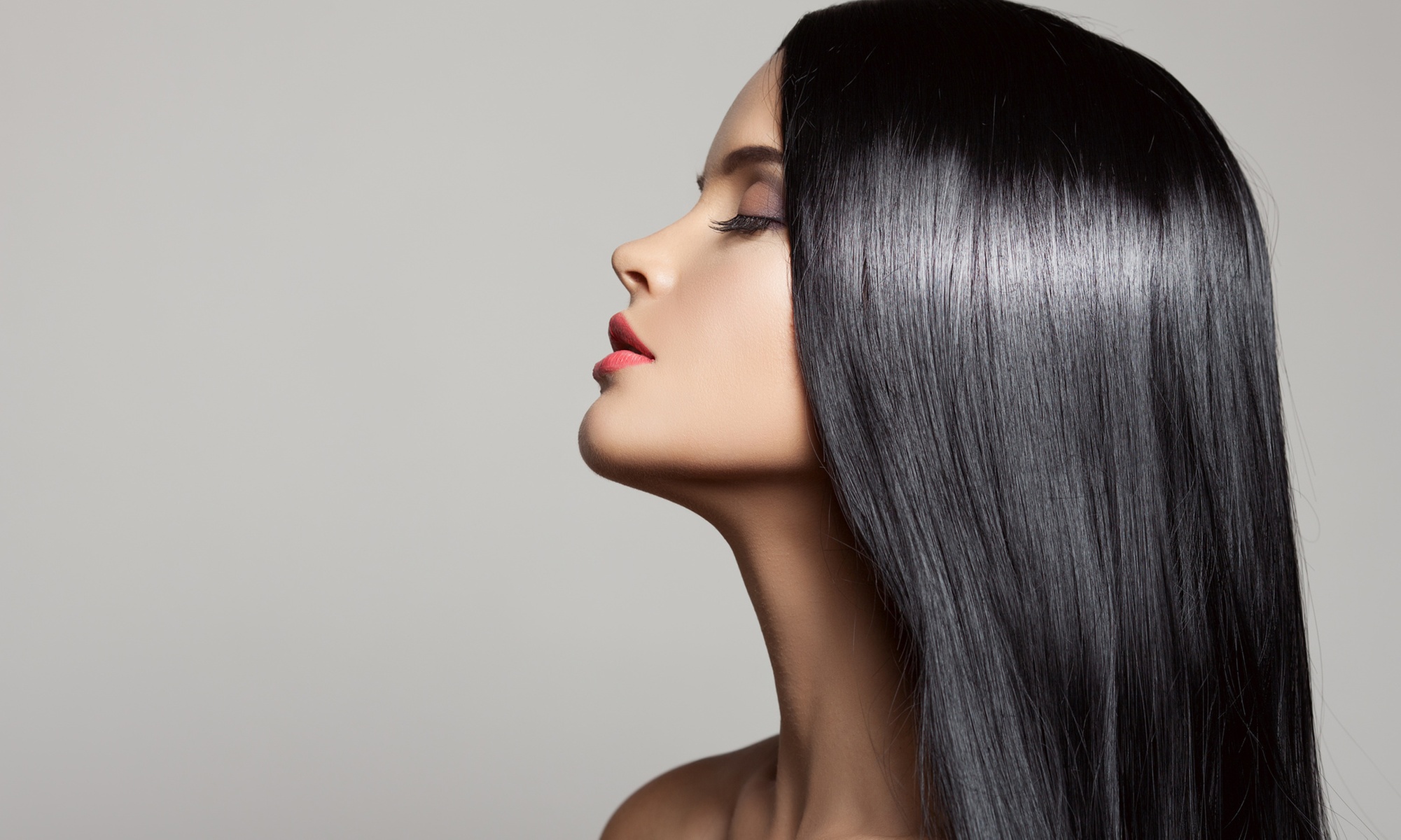 Transform Your Hair with a Keratin Smoothing Treatment