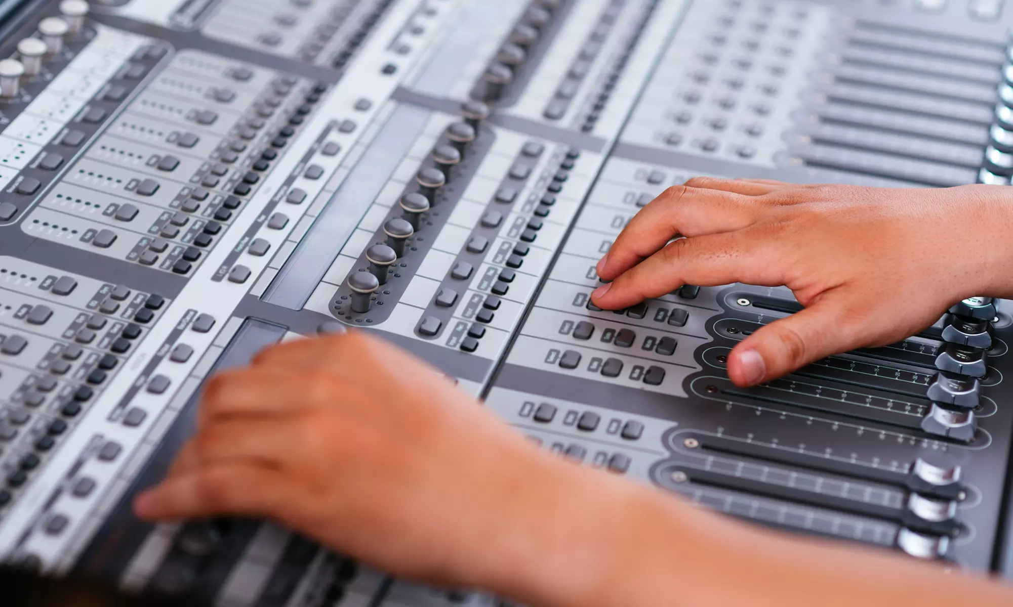 Discover GMuzick Events: Master Pro Tools in 60 Minutes Online, Up to 40% Off for Beginners - Primary Image