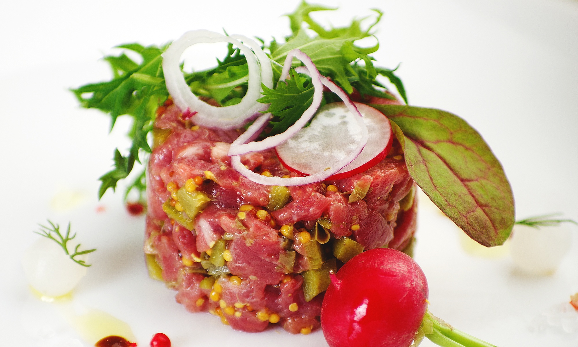 Jusqu'à 50% de remise sur  chez Les Tables de Breughel