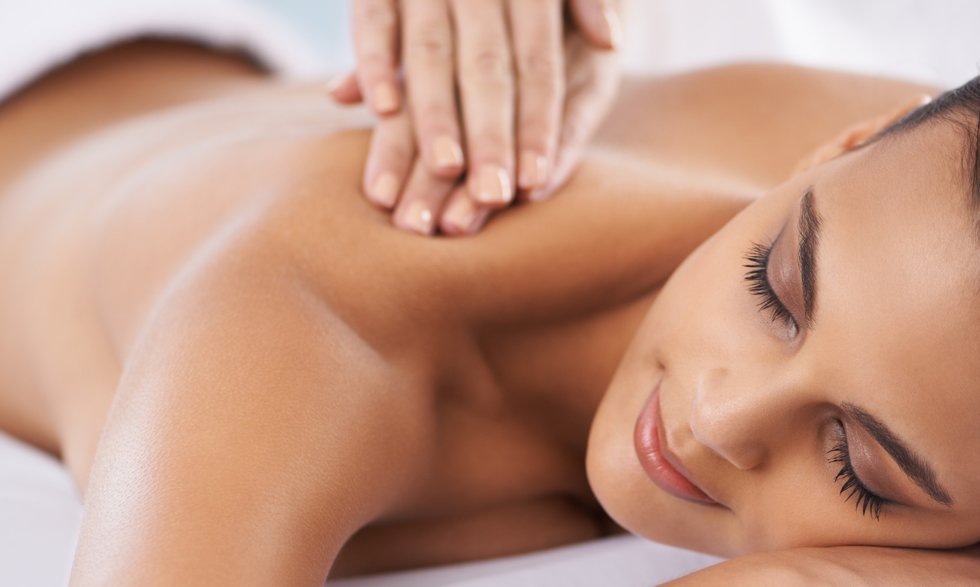 60- or 90-Min Customized or Essential Oil Massage & Swedish Option
