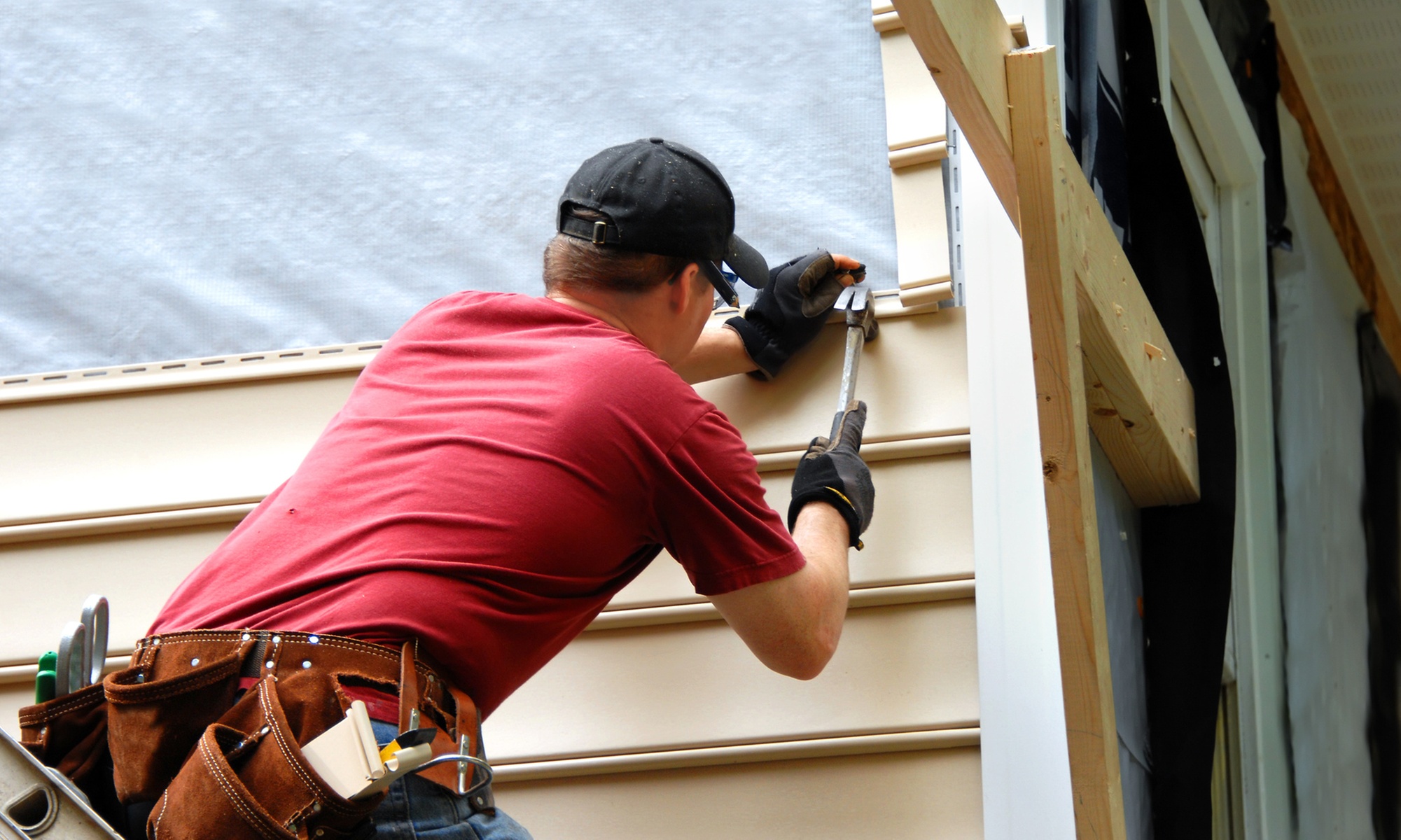 Get Your Exterior Siding Repair for up to Two Hours of Service
