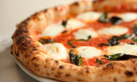 Menu pizza con birra o di terra con vino per 2 persone alla Pizzeria Napule Dint O' Core (sconto fino a 58%)