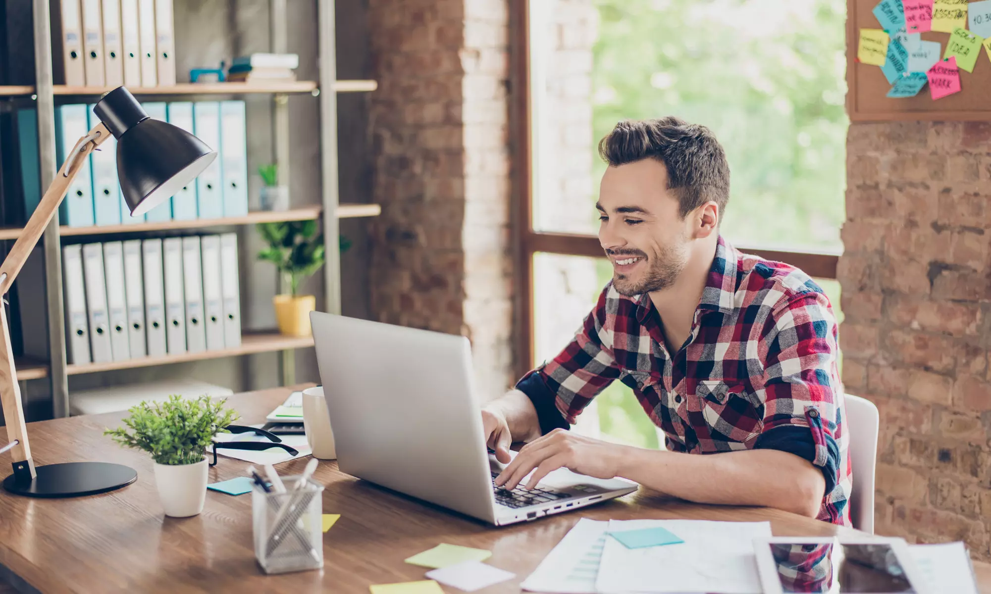 Lifetime Access to Online Writing Courses for Aspiring Authors at Red Penguin Classes (Up to 90% Off) - Primary Image