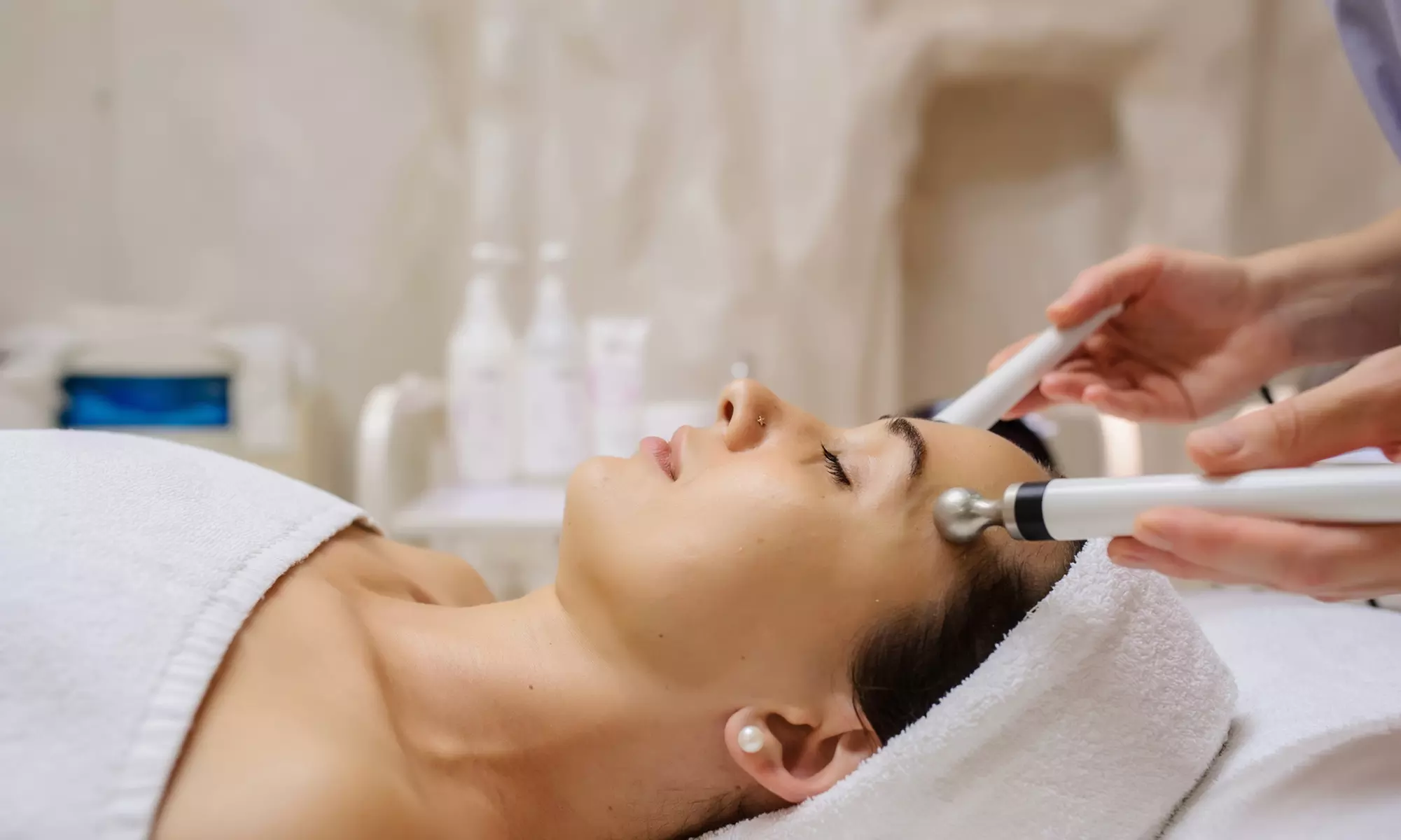 HIFU Face or Face & Neck Skin-Tightening Treatment at The Skin Studio Houston TX(Up To 50% Off)