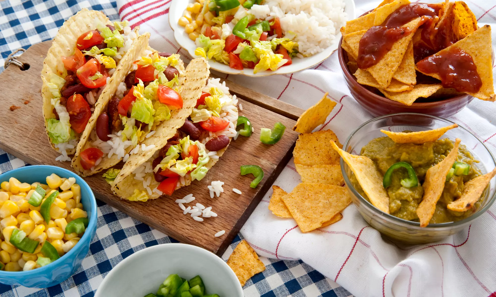 Indulge in Your Choice of Five or Ten Tacos and One or Two Can of Sodas at Tacos El Tio 5 (Up To 30% Off) - Primary Image