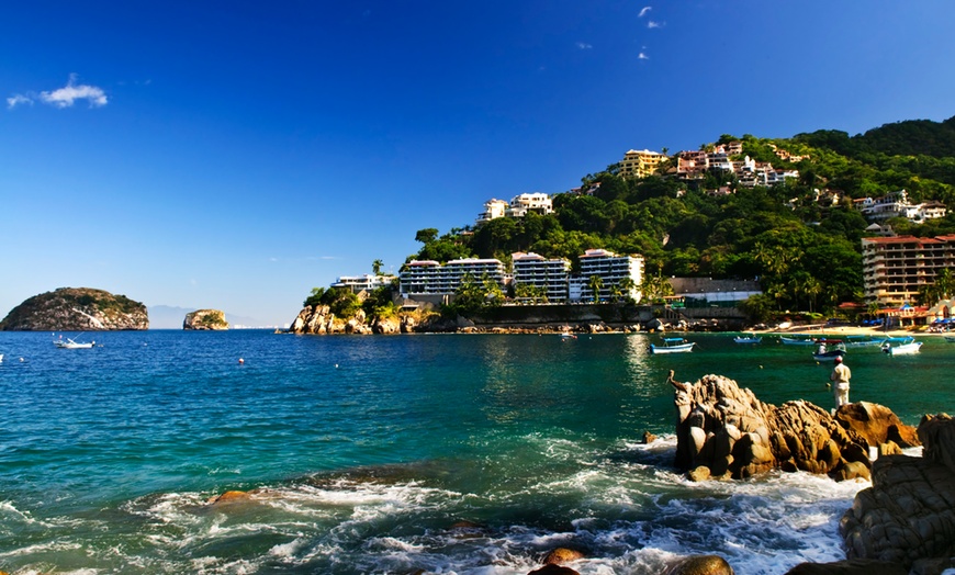 Image 1: ✈ 3- or 5-Nt. All-Incl. Mexico or Caribbean Mystery Vacation with Air