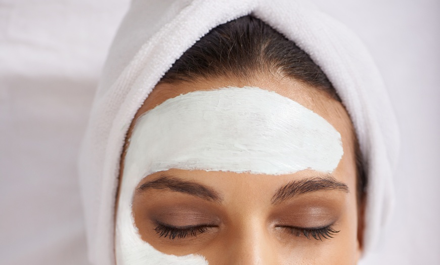 Image 1: Skin Detox and Firming Facial Treatment at Body Stimulants