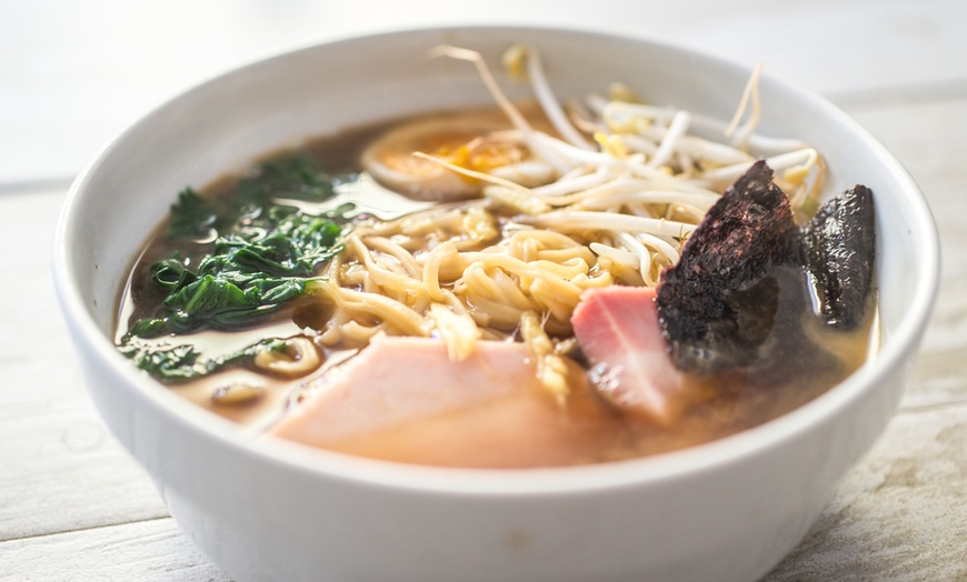 Image 1: Authentische japanische Nudelsuppe: Ramen Noodle Suppe nach Wahl