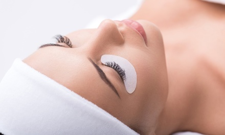 One Lash Lift and Tint (Both Eyelashes) - Bella Spa