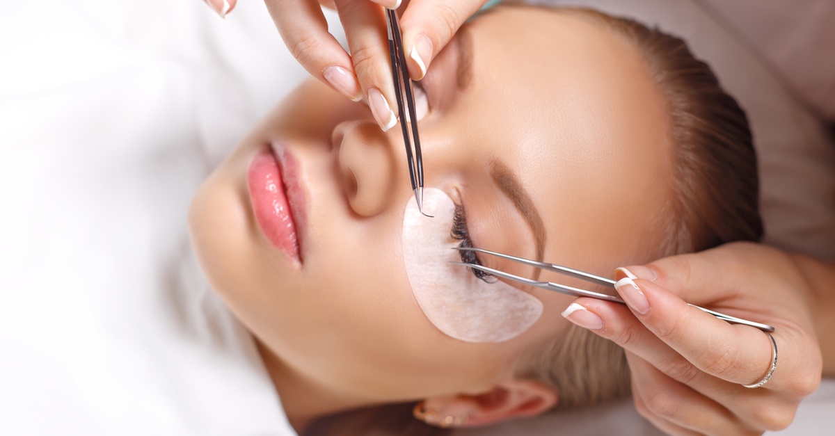 Extensiones de pestañas efecto natural en Barcelona