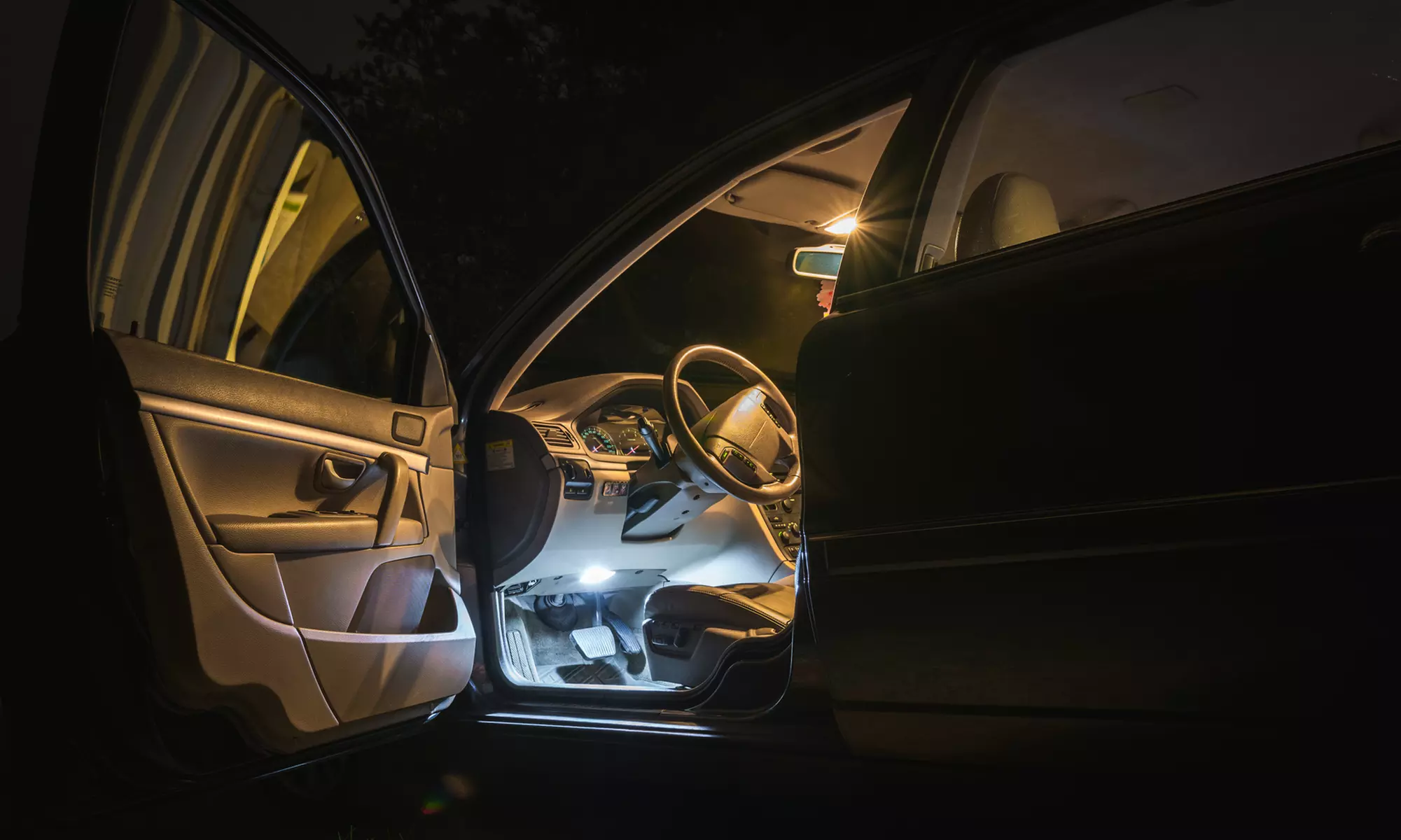 Up to 15% Off on Limousine service at Clutch limousine service - Primary Image