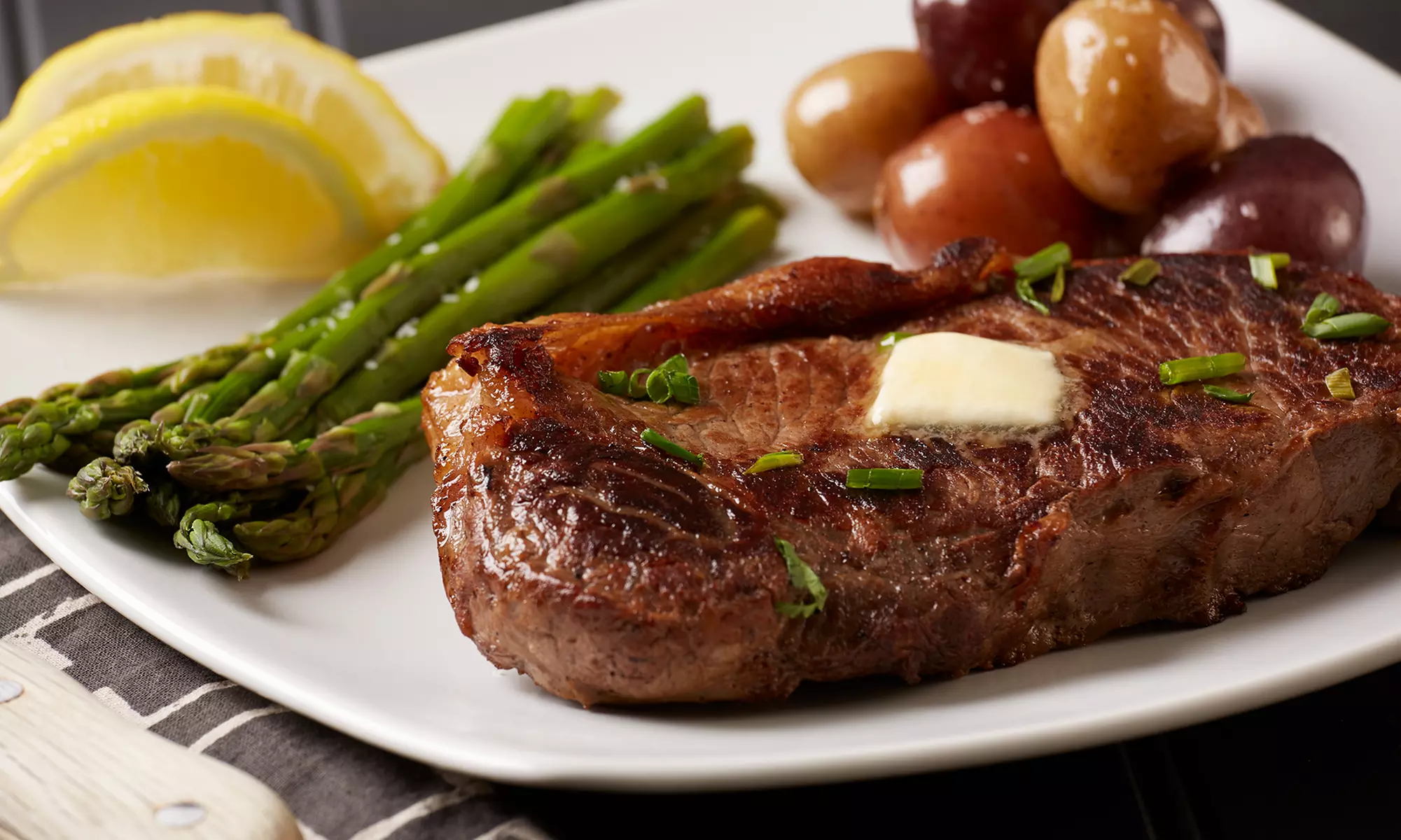 C$30 for Three-Course Meal with a Drink at R Corner Diner (C$45 Value) - Primary Image