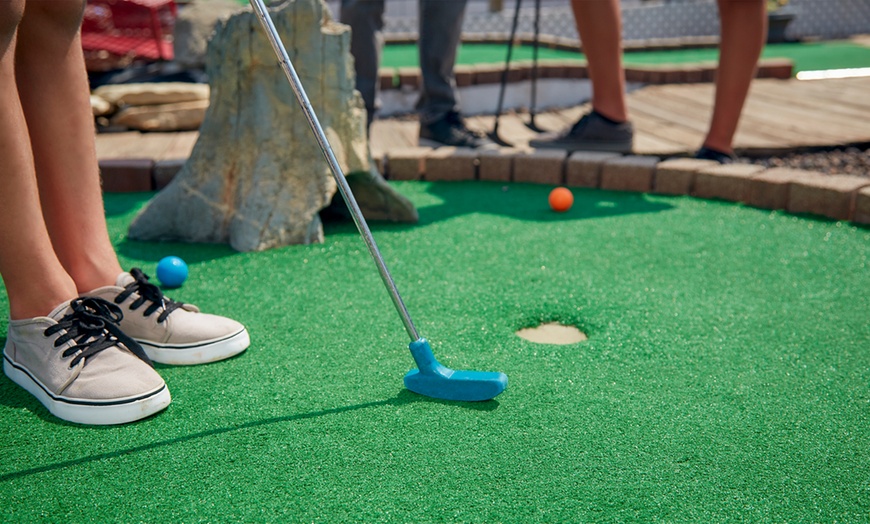 Image 1: Mini Golf at Carrara Mini Golf