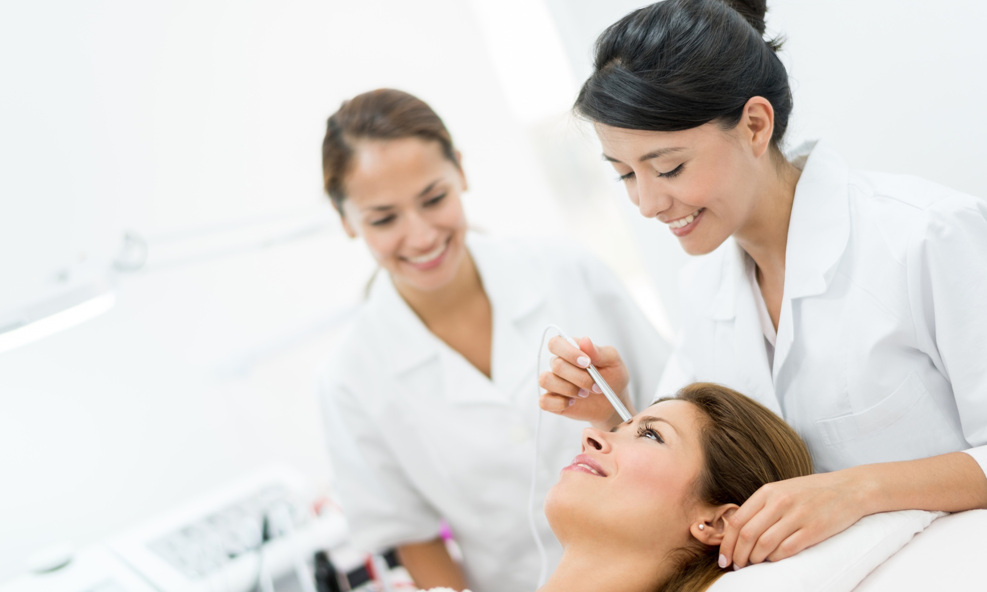Rejuvenate Your Skin with Hydra-dermabrasion Facial Treatment