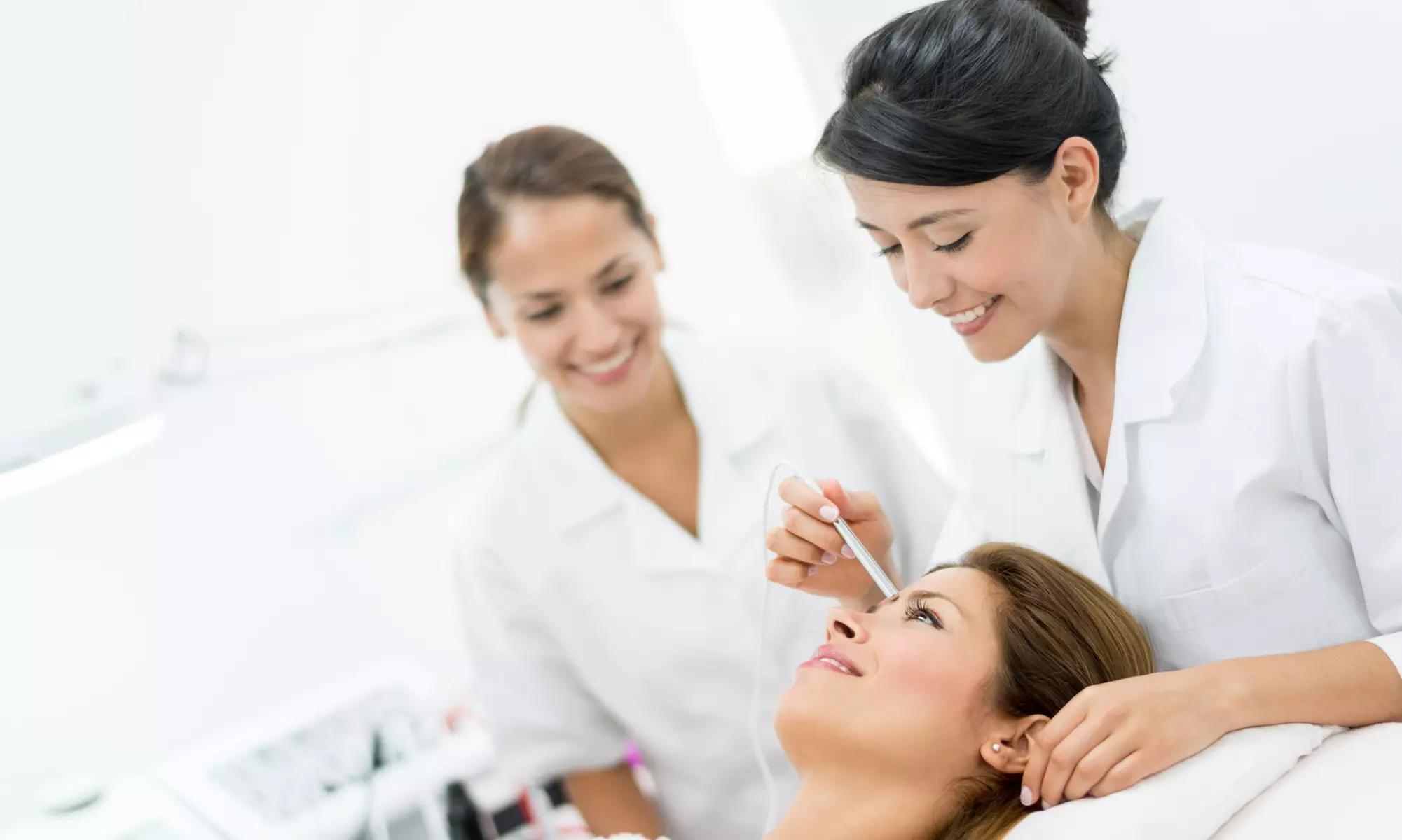 Experience Simply Divine by Marilyn's hydra-dermabrasion facial w/ extractions and brightening treatment up to 50% off - Primary Image