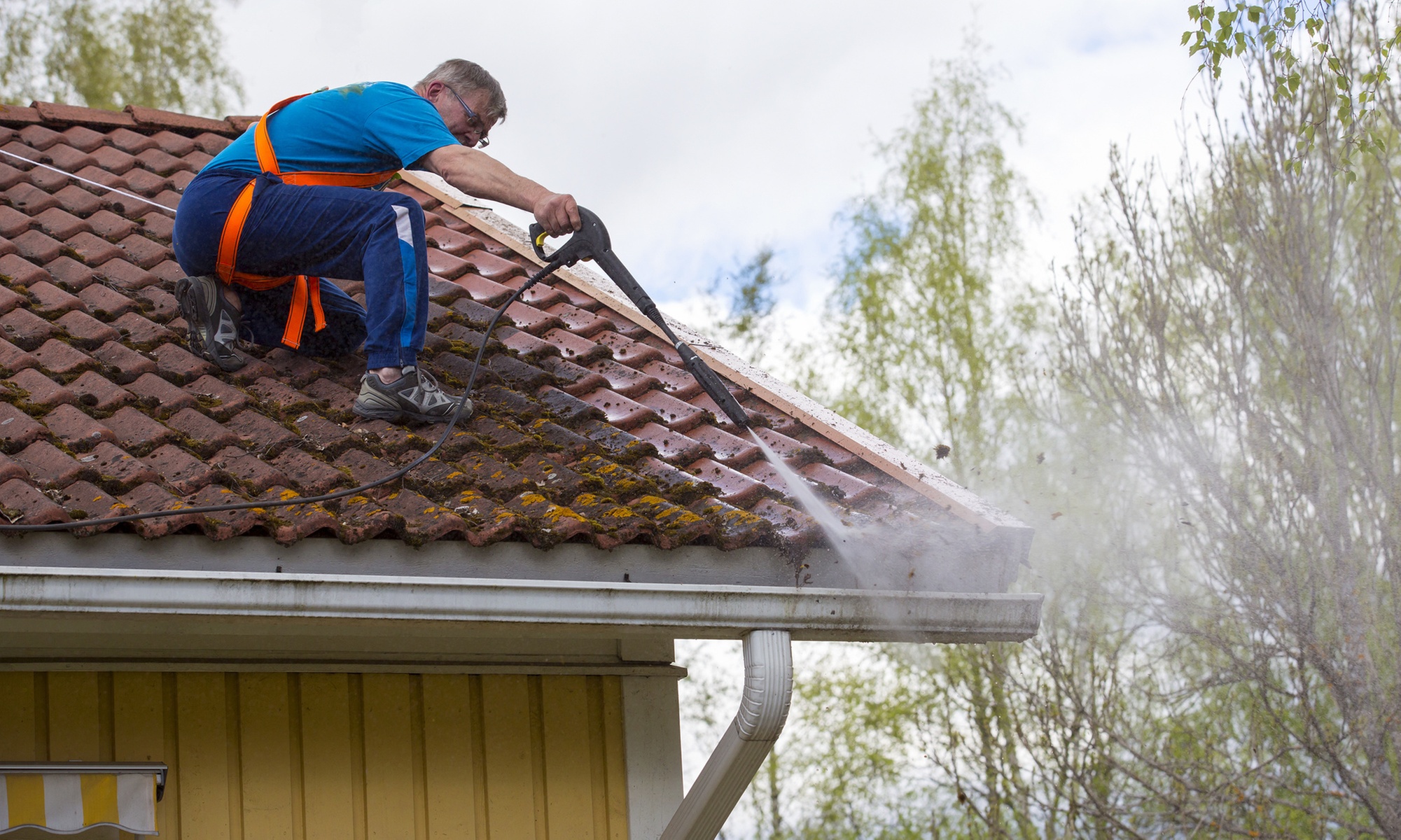 Professional Gutter Cleaning for a One, Two, Three or Four Story Home